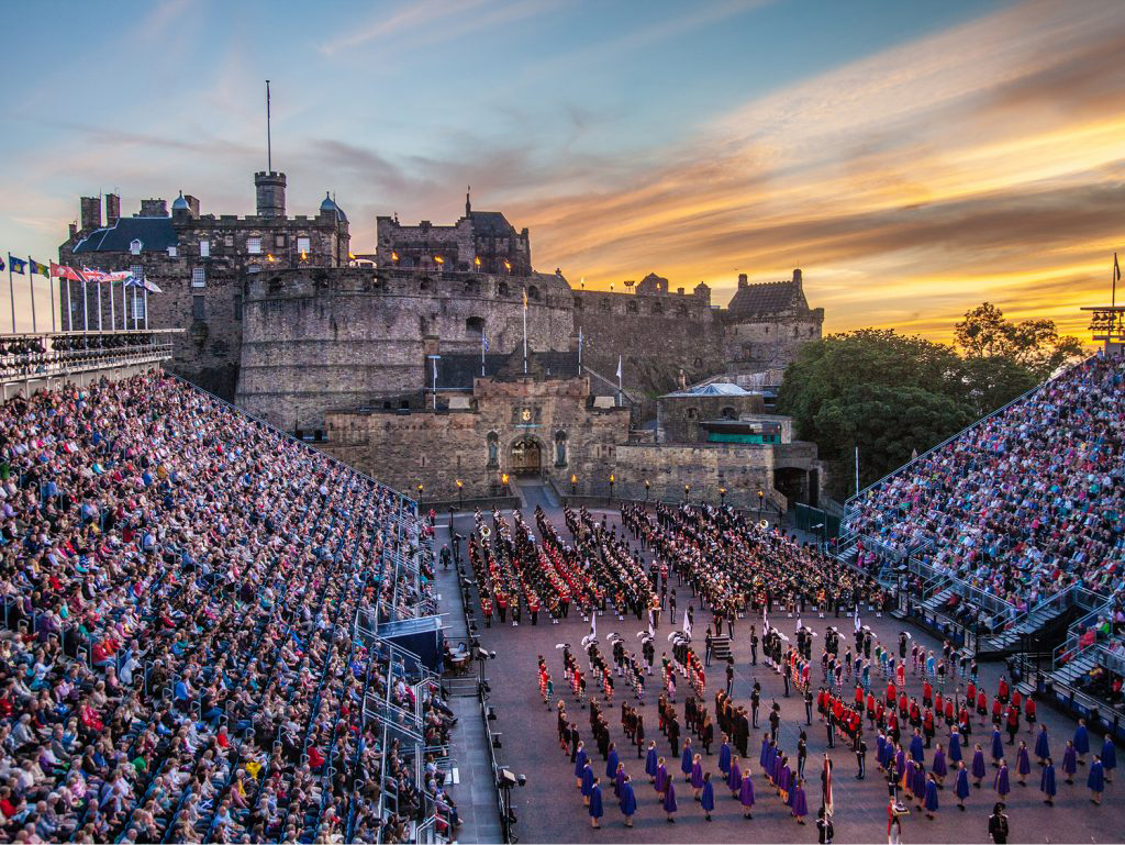 Cunard-IcelandMilitaryTattoo-Web-eventimage