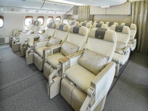 b777-premiumeconomywide